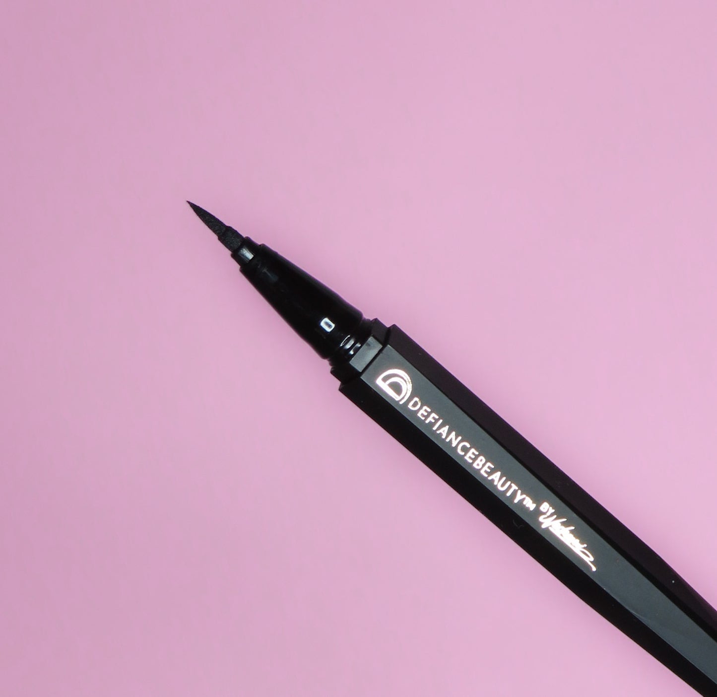 Infinity Liquid Eyeliner in shade Enigma (Carbon Black)