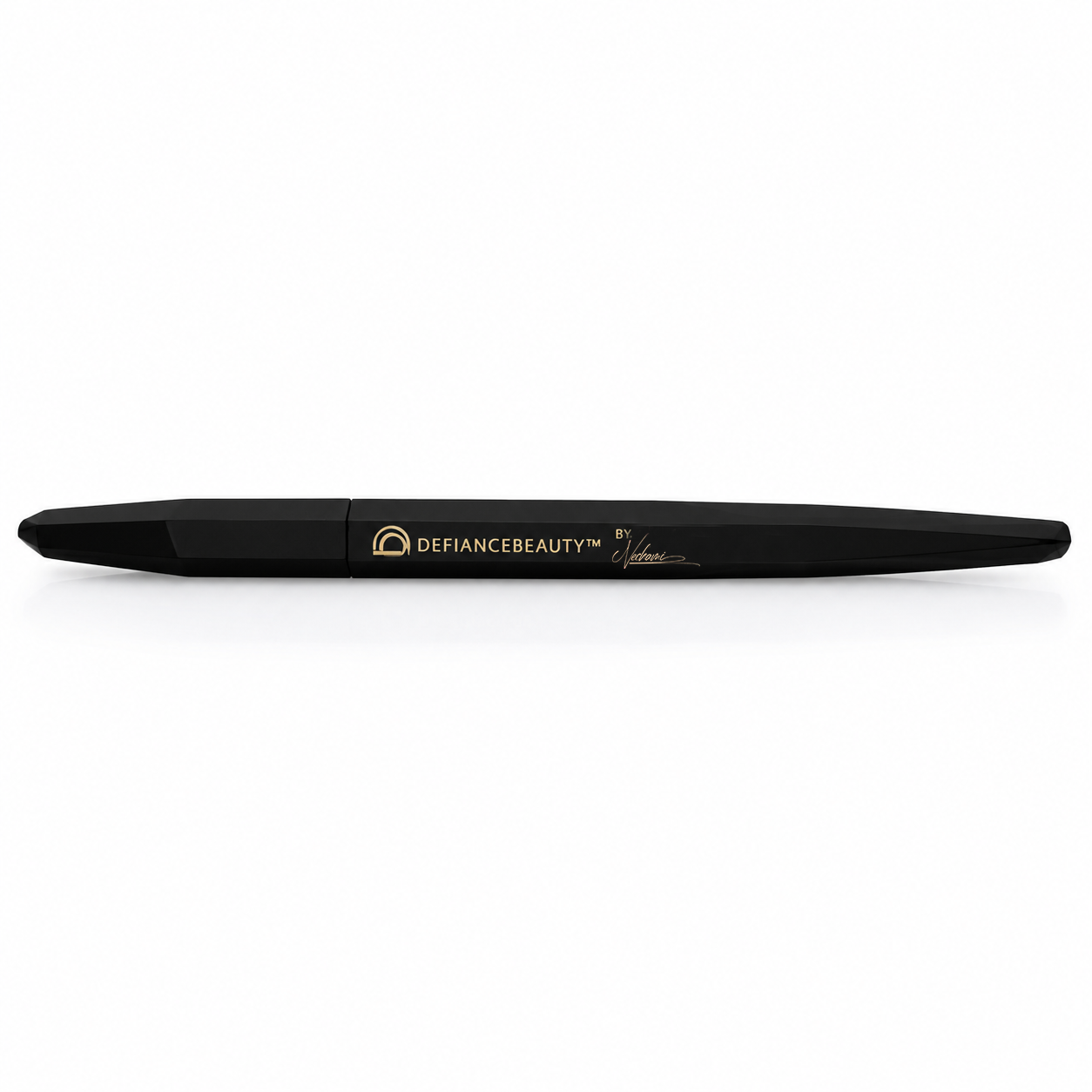 Infinity Liquid Eyeliner in shade Enigma (Carbon Black)