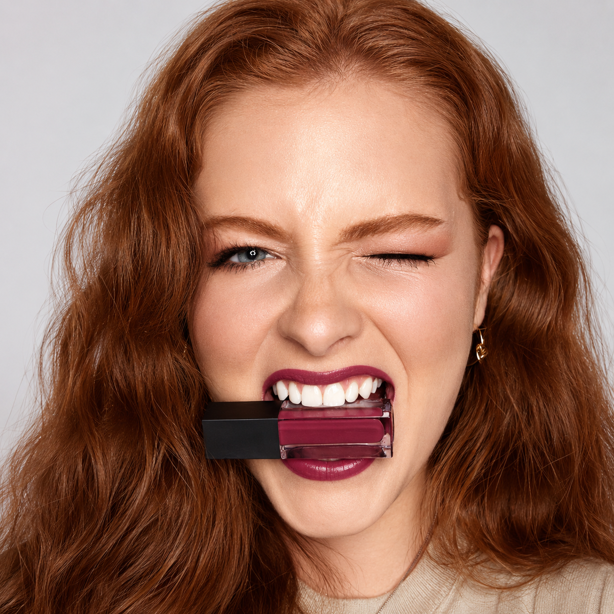 Divinity Luminous Liquid Lipstick