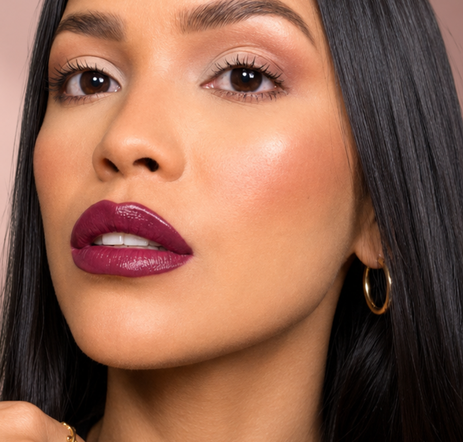 Divinity Luminous Liquid Lipstick
